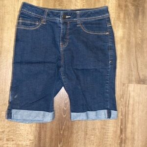 Dark Blue Cuffed Jean Capris
